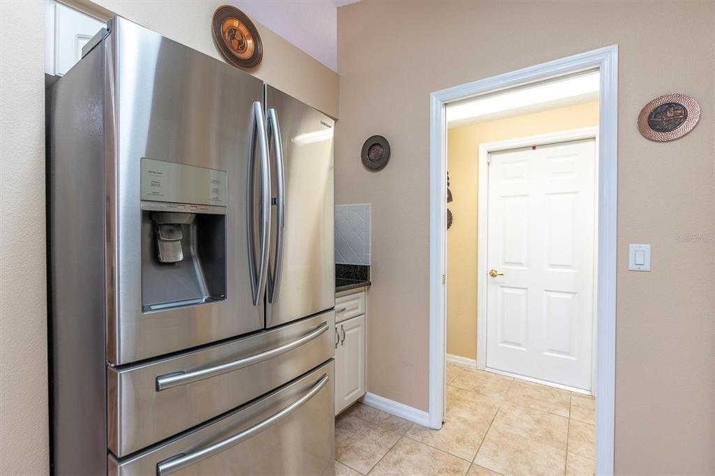 For Sale: $419,500 (2 beds, 2 baths, 1600 Square Feet)