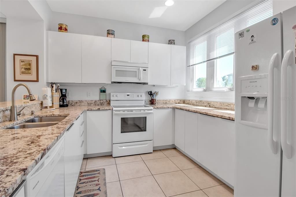 Active With Contract: $670,000 (2 beds, 2 baths, 1440 Square Feet)