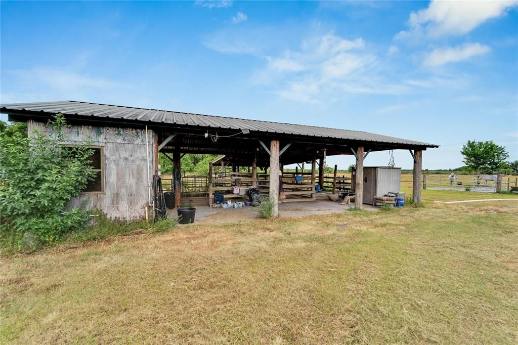 For Sale: $2,000,000 (3 beds, 2 baths, 2340 Square Feet)