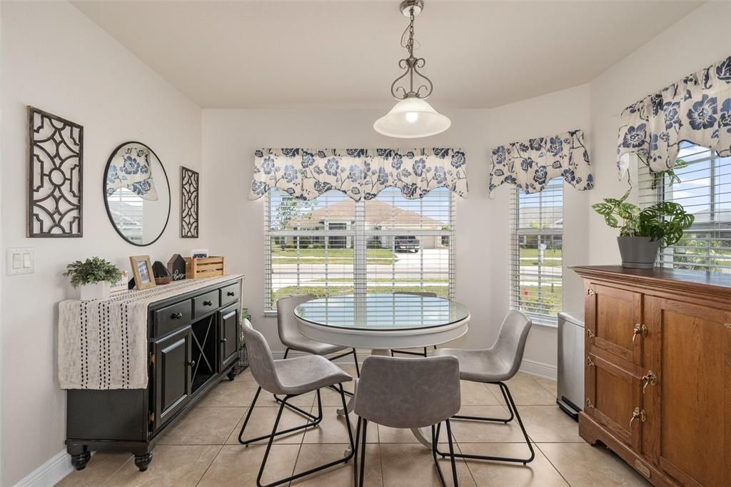 Active With Contract: $299,000 (3 beds, 2 baths, 1306 Square Feet)