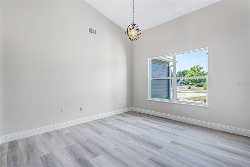 Active With Contract: $369,900 (3 beds, 2 baths, 1799 Square Feet)