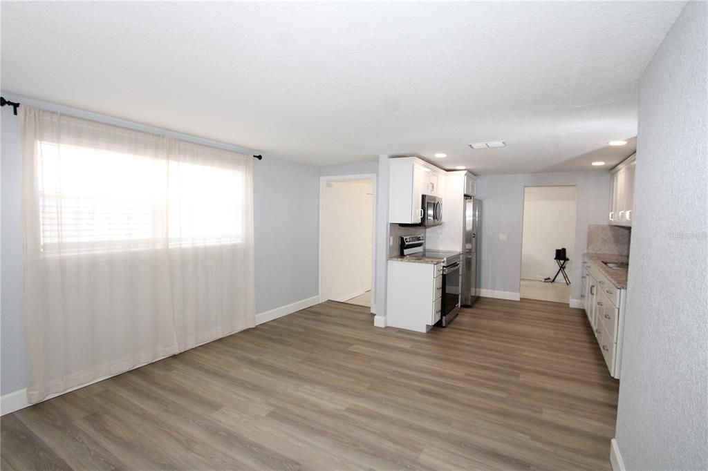 Active With Contract: $175,000 (3 beds, 1 baths, 1050 Square Feet)