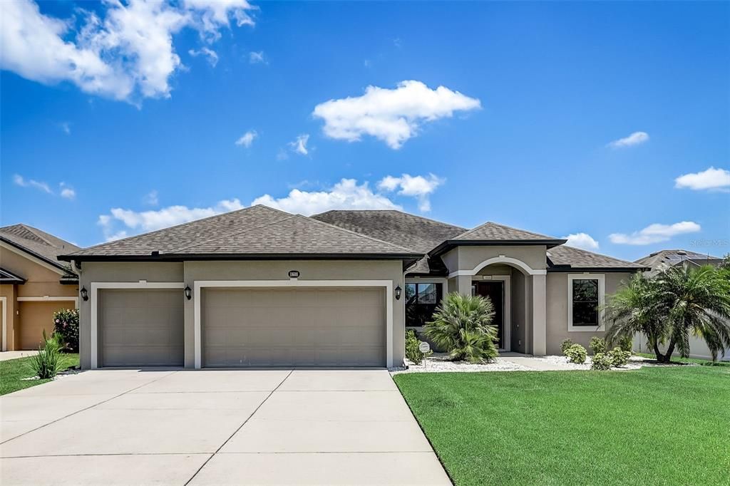 Recently Sold: $489,000 (4 beds, 2 baths, 2239 Square Feet)