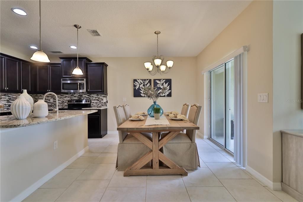 For Sale: $279,990 (3 beds, 2 baths, 1468 Square Feet)