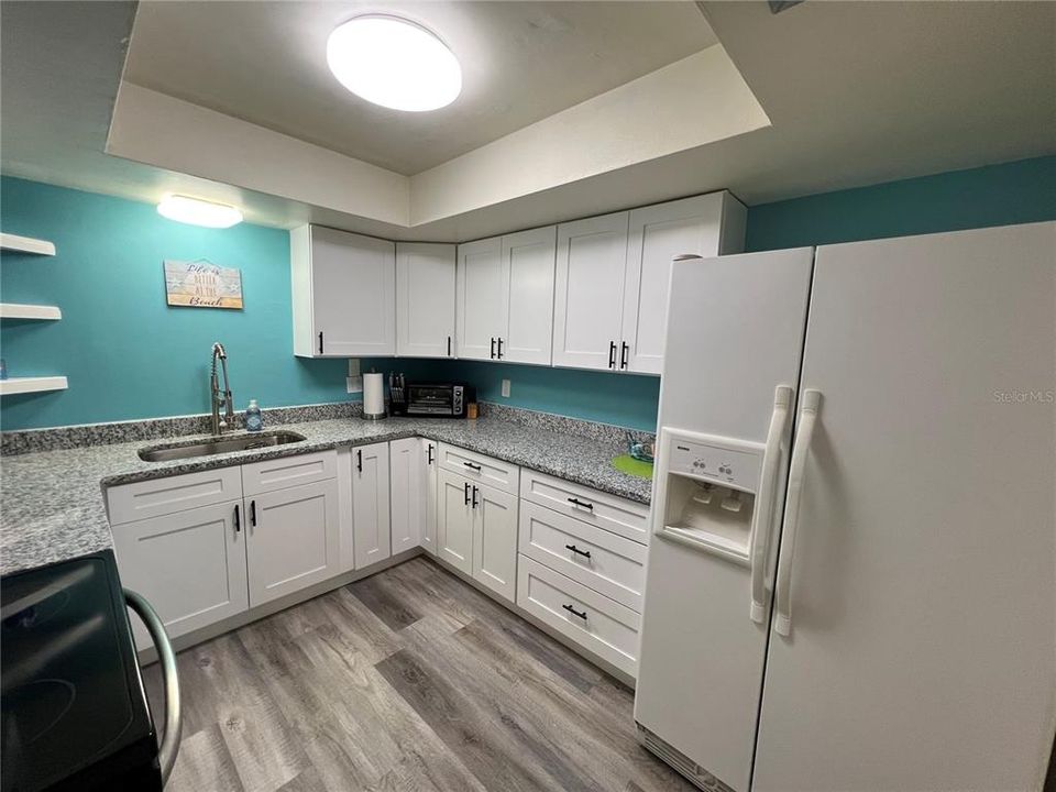 For Rent: $2,500 (2 beds, 2 baths, 1104 Square Feet)