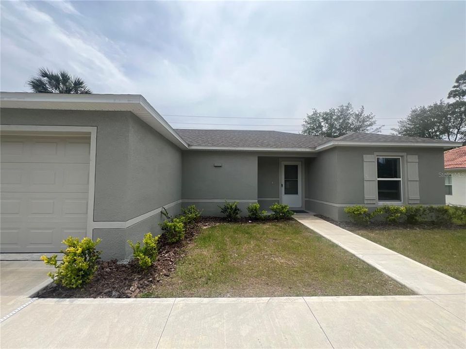 Recently Sold: $299,895 (3 beds, 2 baths, 1284 Square Feet)