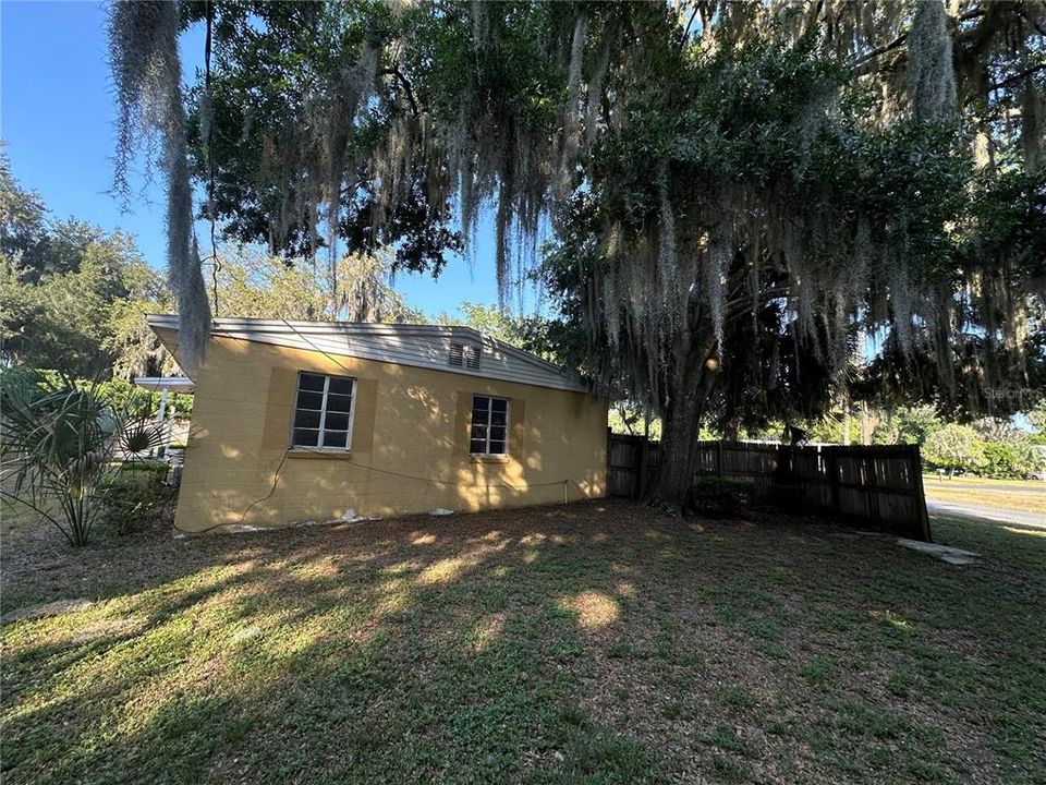 For Sale: $225,000 (3 beds, 1 baths, 1320 Square Feet)