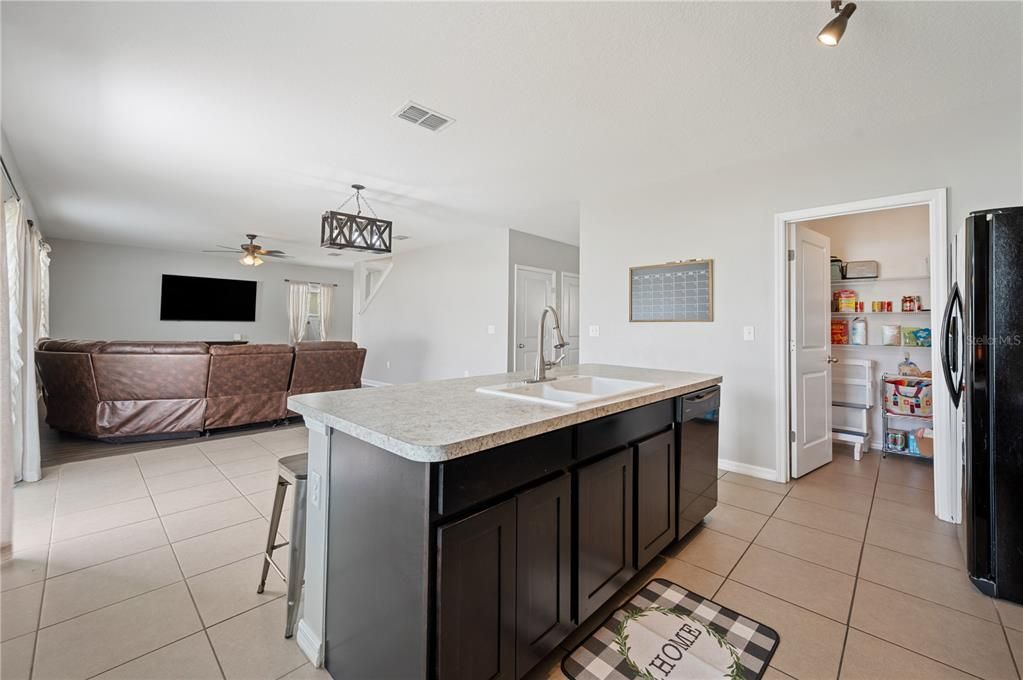 For Sale: $439,900 (4 beds, 2 baths, 2505 Square Feet)