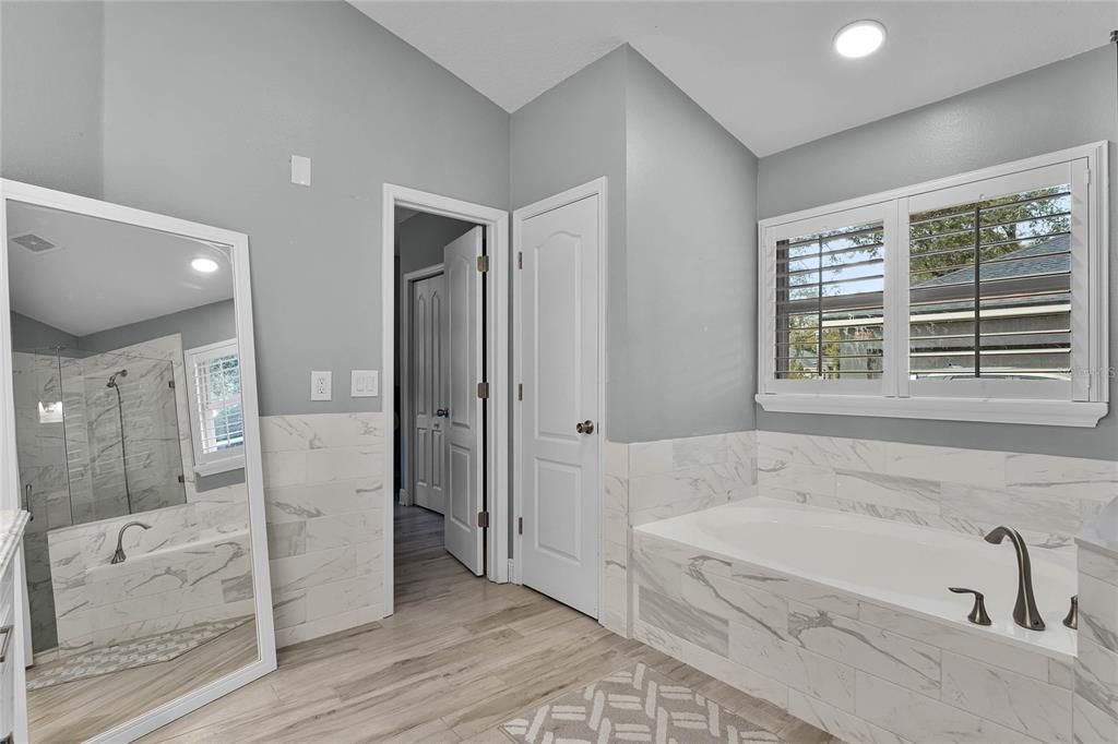 Active With Contract: $550,000 (4 beds, 2 baths, 2154 Square Feet)