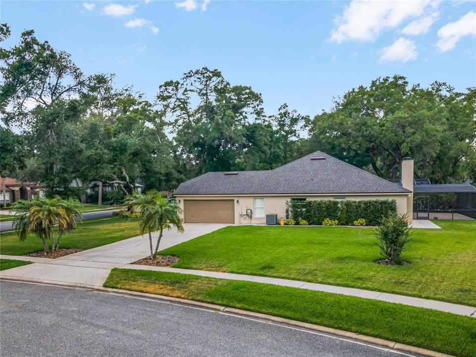 Active With Contract: $550,000 (4 beds, 2 baths, 2154 Square Feet)