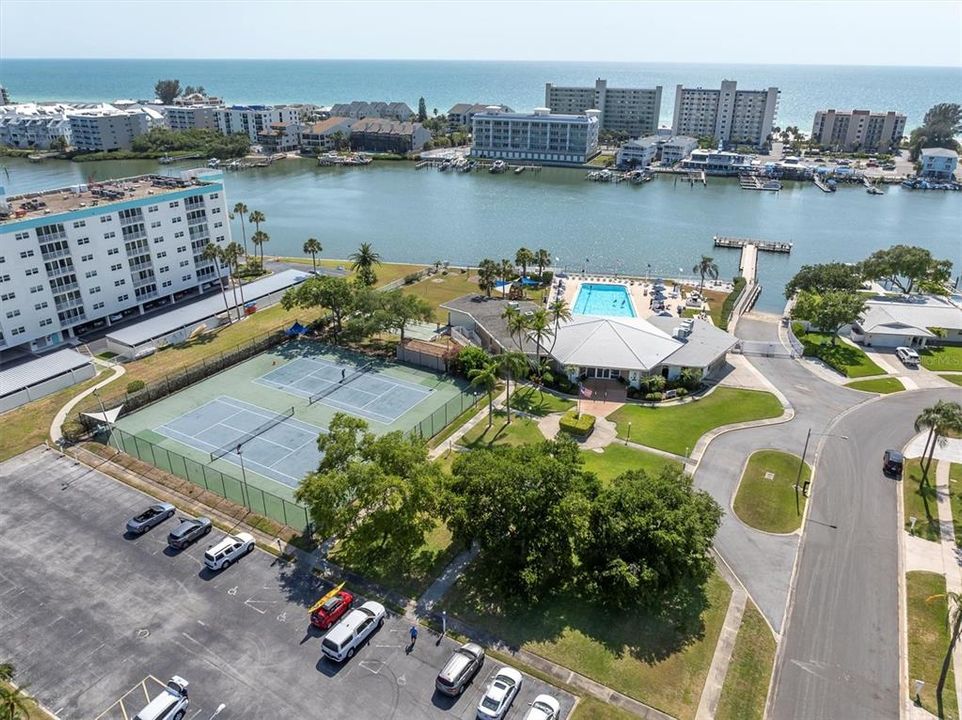 Amazing Intracoastal Location Where You Can Lounge By the Pool and Watch the Boats Go By