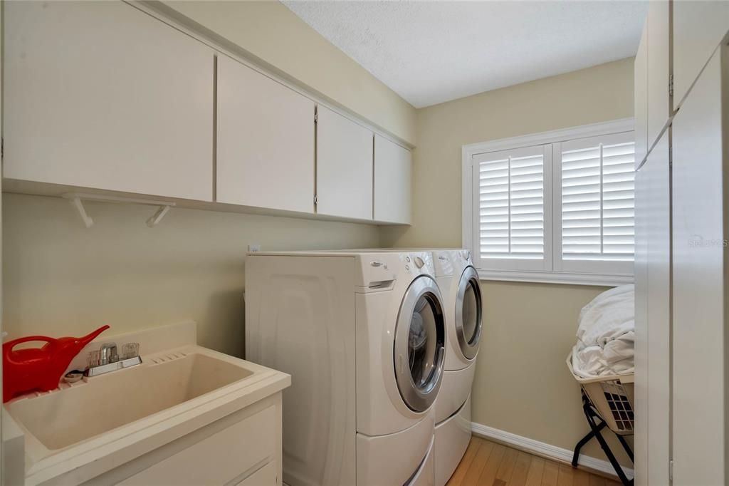 Laundry Room  with Laundry Tub
