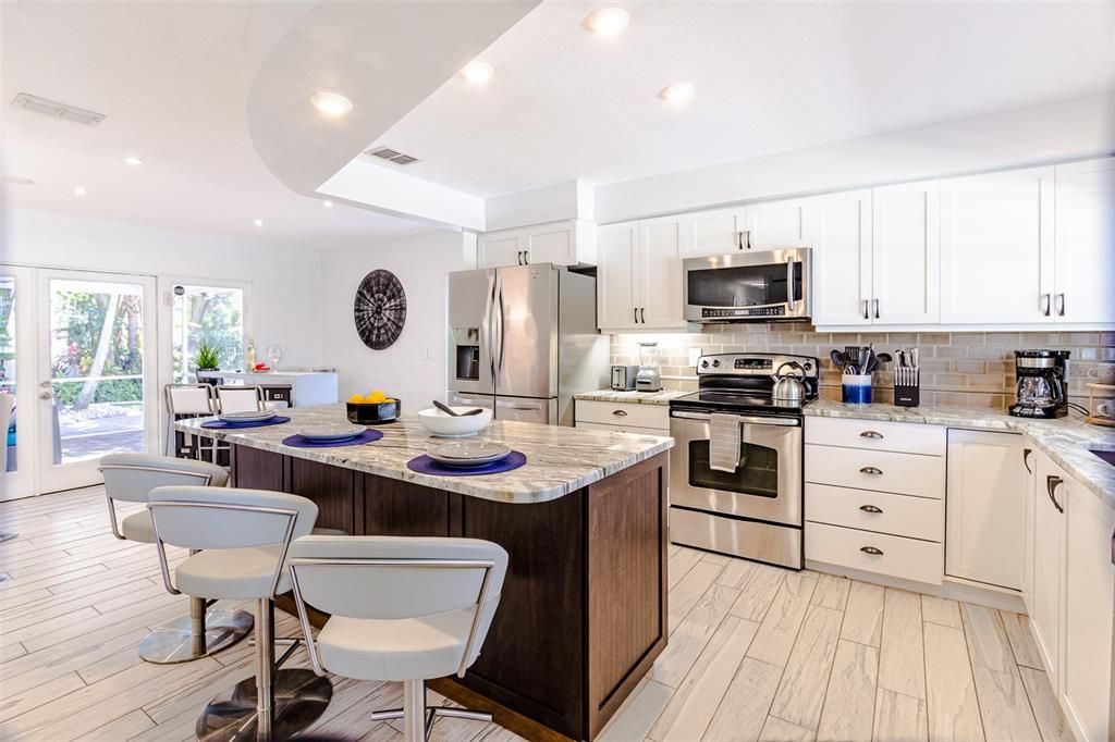 Active With Contract: $699,000 (3 beds, 2 baths, 1200 Square Feet)