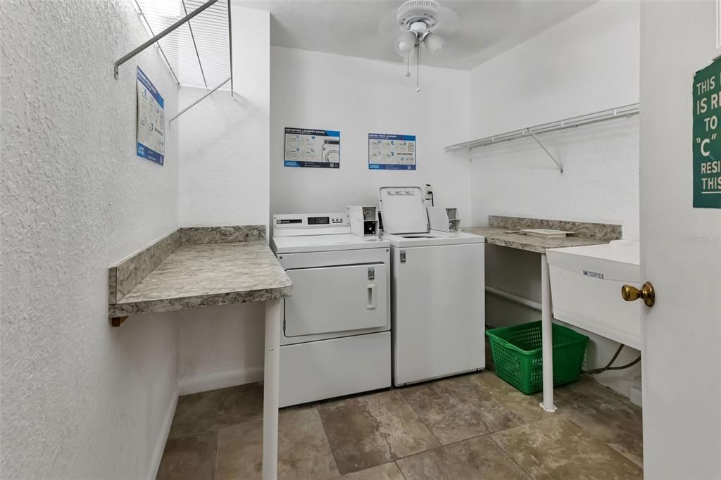 Activo con contrato: $239,900 (2 camas, 2 baños, 1147 Pies cuadrados)