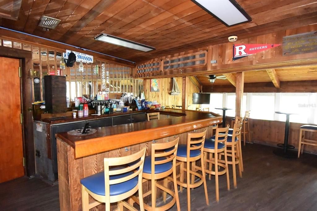 Clubhouse Bar