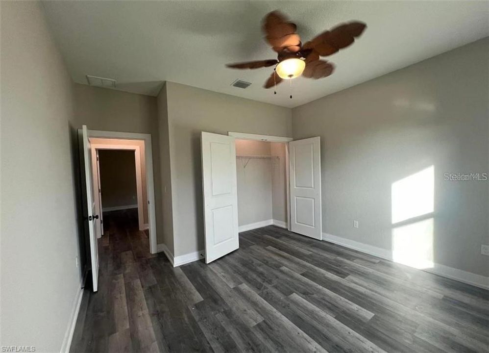 For Rent: $2,400 (3 beds, 2 baths, 1586 Square Feet)