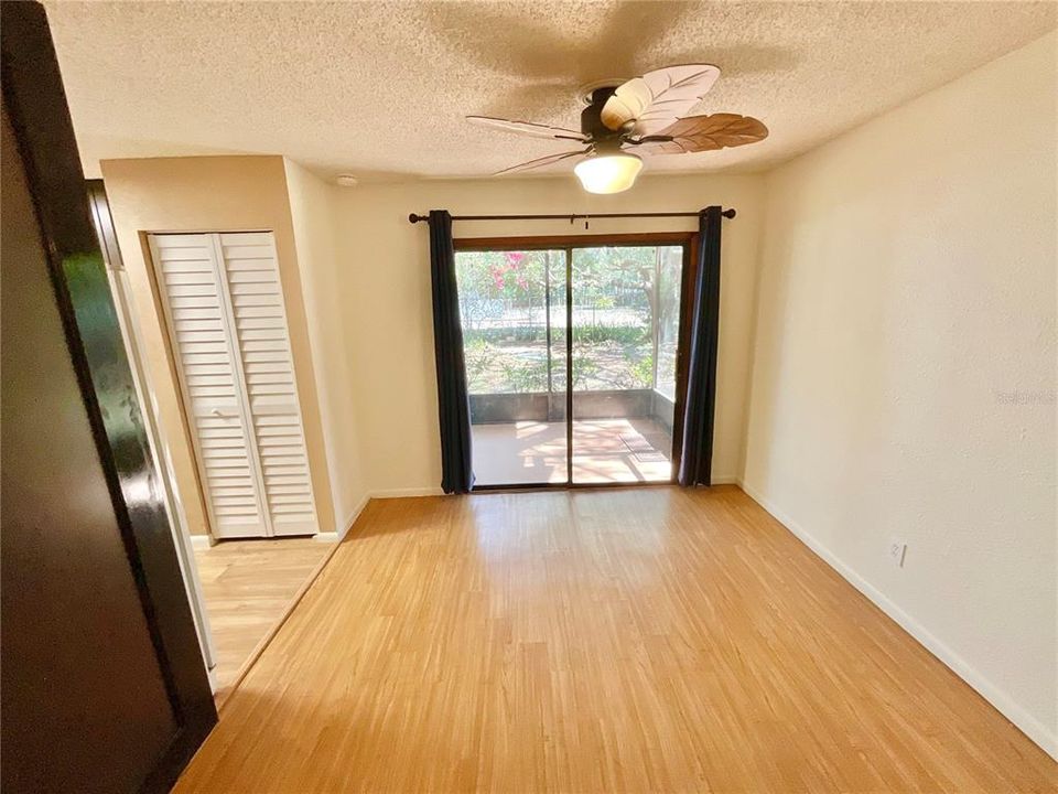 Recently Rented: $2,200 (3 beds, 2 baths, 1100 Square Feet)