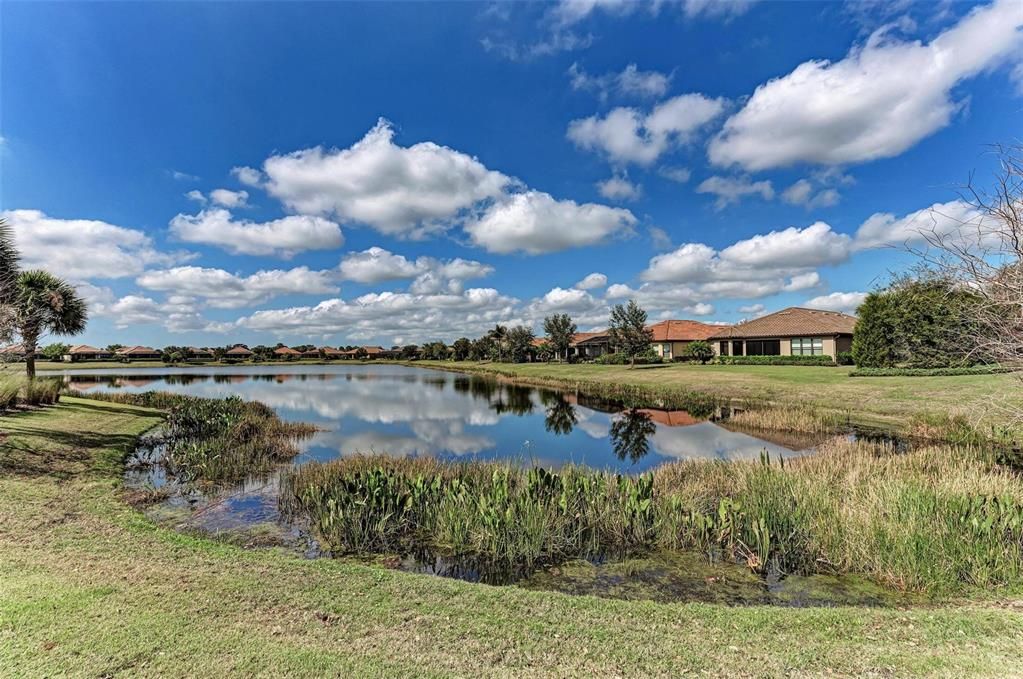 Active With Contract: $1,595,000 (3 beds, 3 baths, 2927 Square Feet)