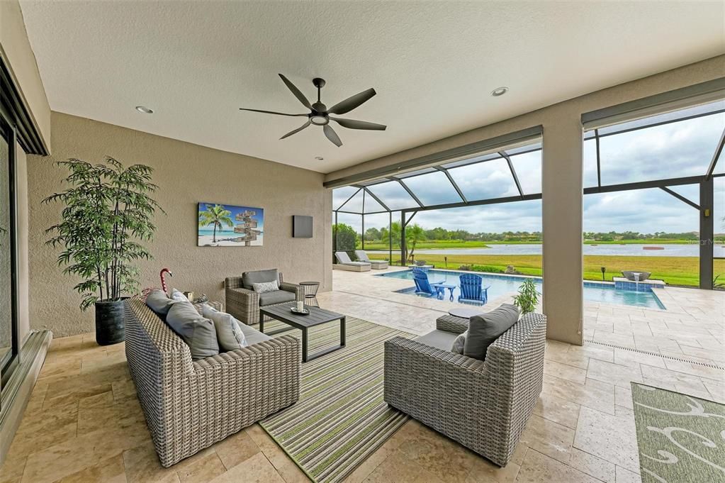 Huge outdoor lanai with multiple entertaining options