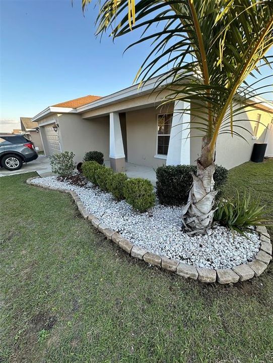 For Sale: $360,000 (4 beds, 2 baths, 1779 Square Feet)