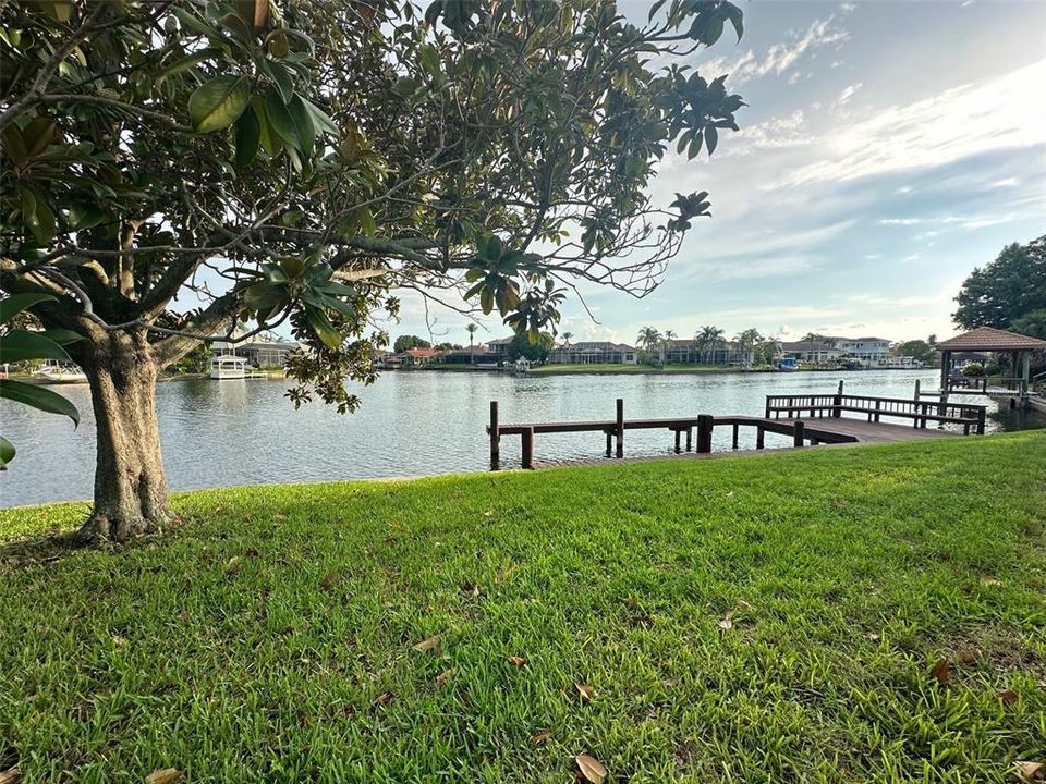 For Sale: $1,550,000 (3 beds, 2 baths, 2302 Square Feet)