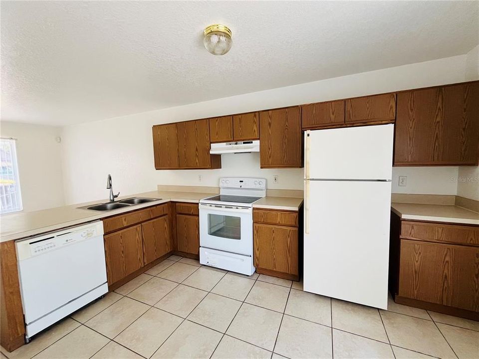 For Rent: $1,495 (2 beds, 2 baths, 1035 Square Feet)