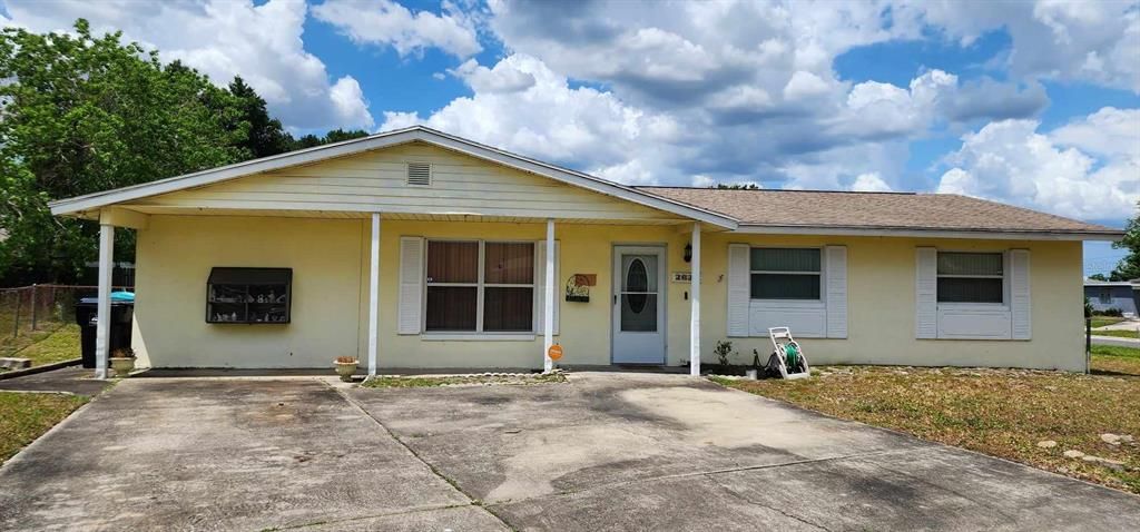 Recently Sold: $289,990 (3 beds, 1 baths, 1418 Square Feet)