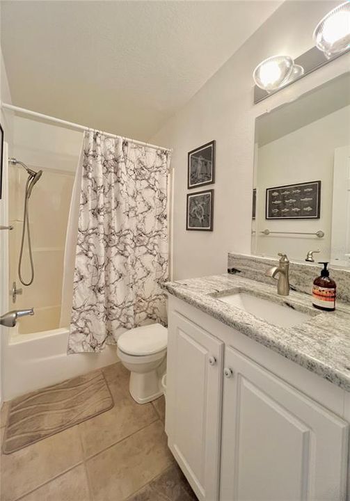 For Sale: $274,900 (2 beds, 2 baths, 1323 Square Feet)