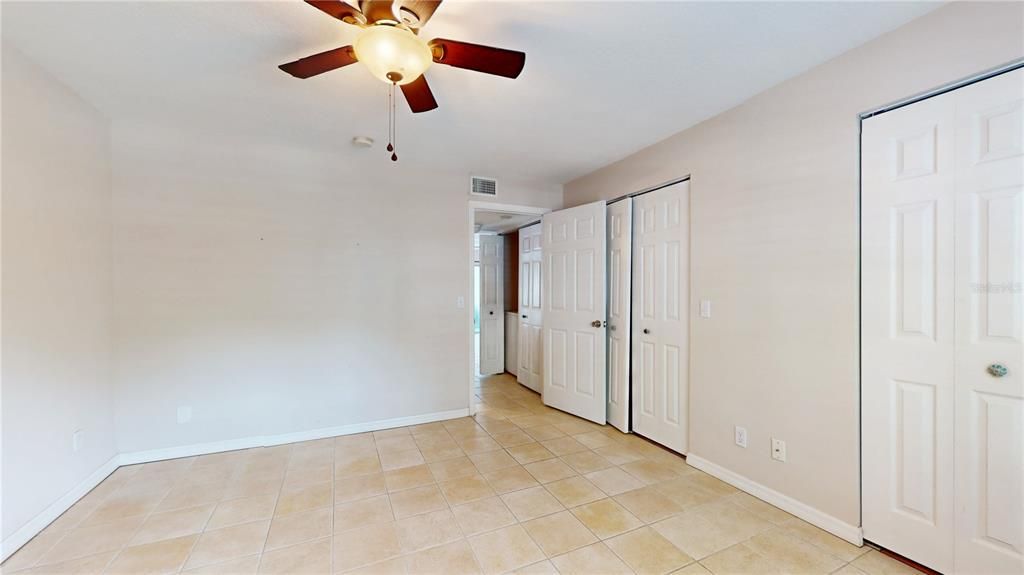 Active With Contract: $149,000 (1 beds, 1 baths, 740 Square Feet)