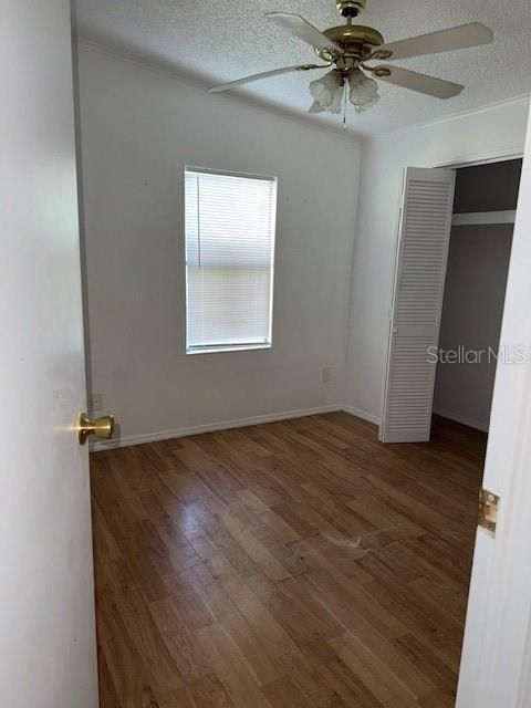 For Sale: $149,999 (2 beds, 2 baths, 988 Square Feet)