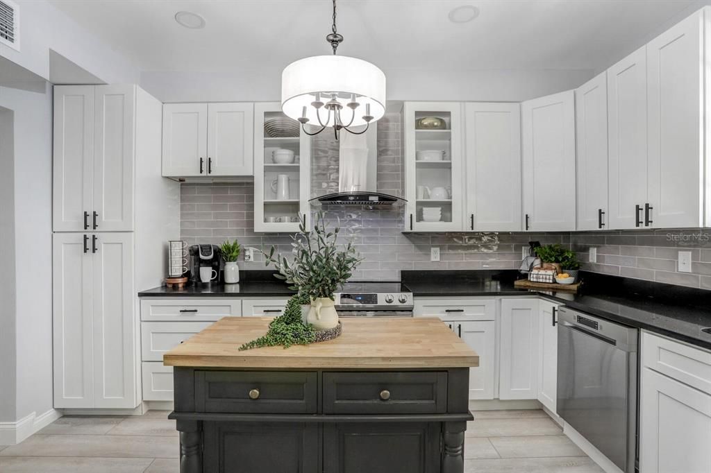 Beautiful Kitchen with Granite Countertops