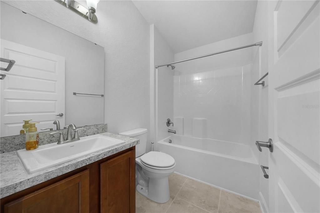 For Sale: $335,000 (3 beds, 2 baths, 1512 Square Feet)