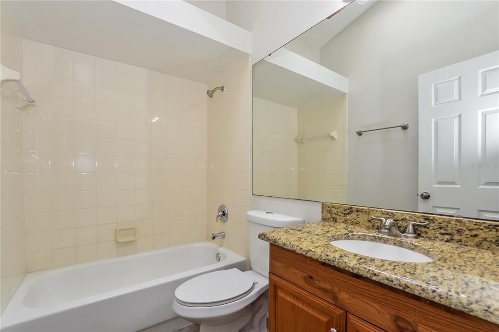 最近租的: $1,960 (3 贝兹, 2 浴室, 1269 平方英尺)