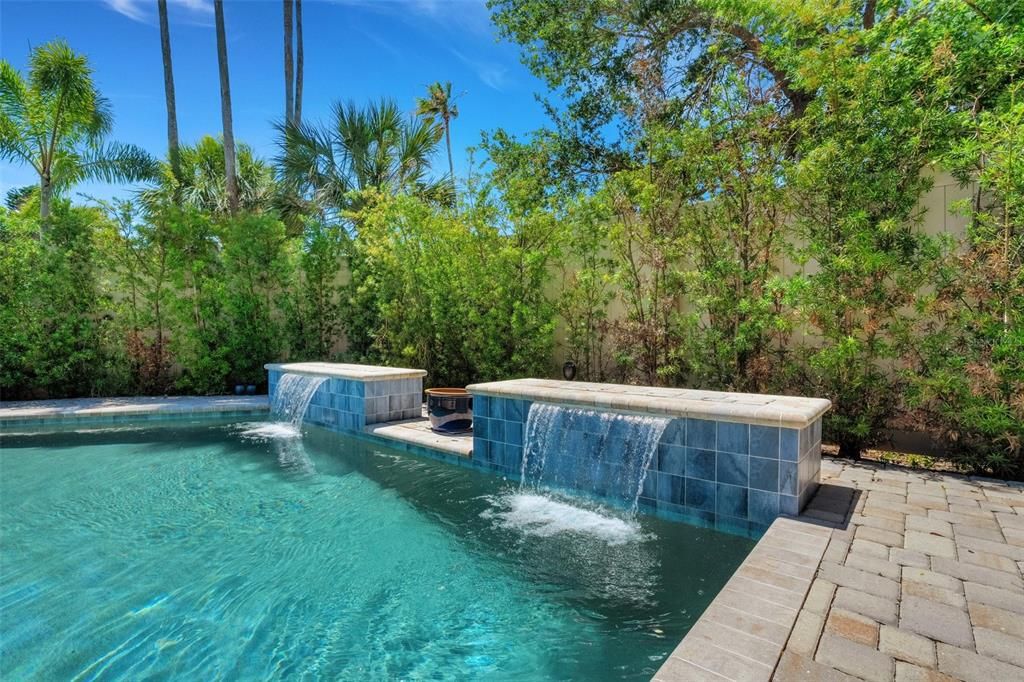 Saltwater Pool with Sunshelf, Waterfalls, 7 FOOT PRIVACY FENCE