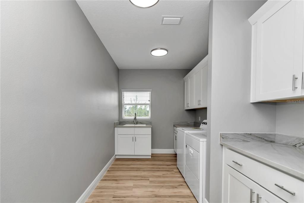 Active With Contract: $449,900 (3 beds, 2 baths, 2111 Square Feet)