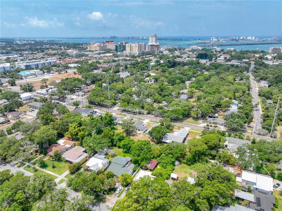 Active With Contract: $325,000 (3 beds, 2 baths, 1166 Square Feet)