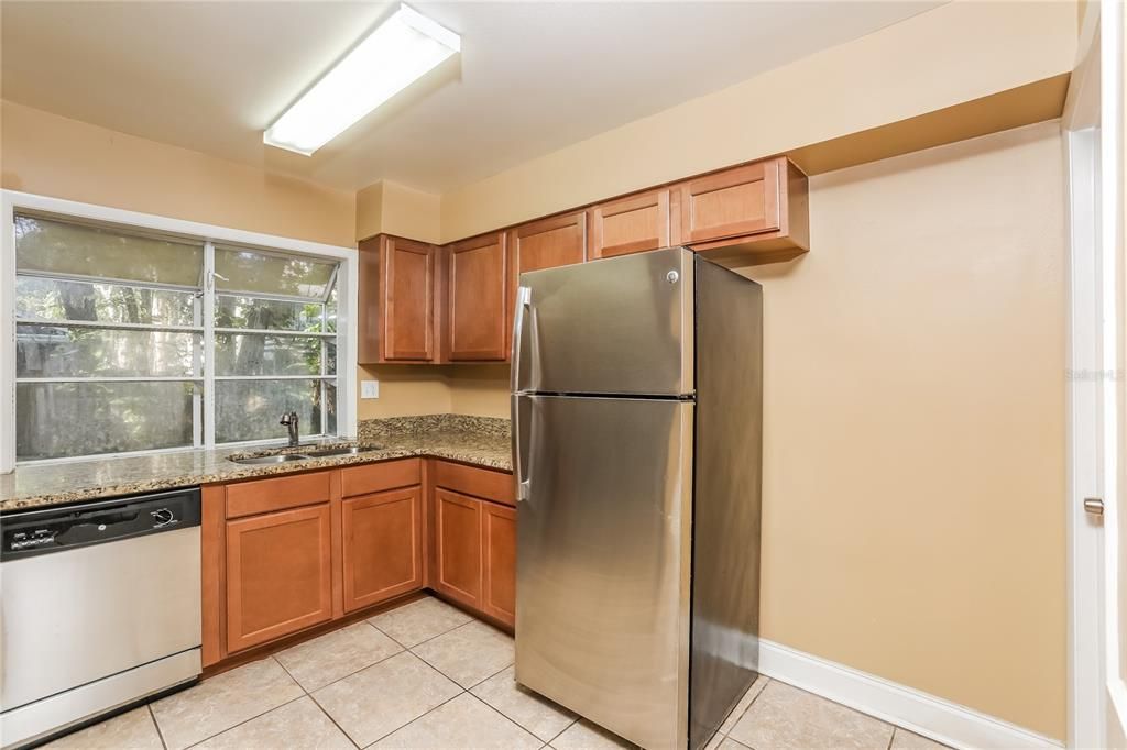 Active With Contract: $1,945 (3 beds, 2 baths, 1207 Square Feet)