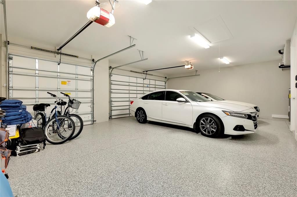 3 Car Garage with A/C