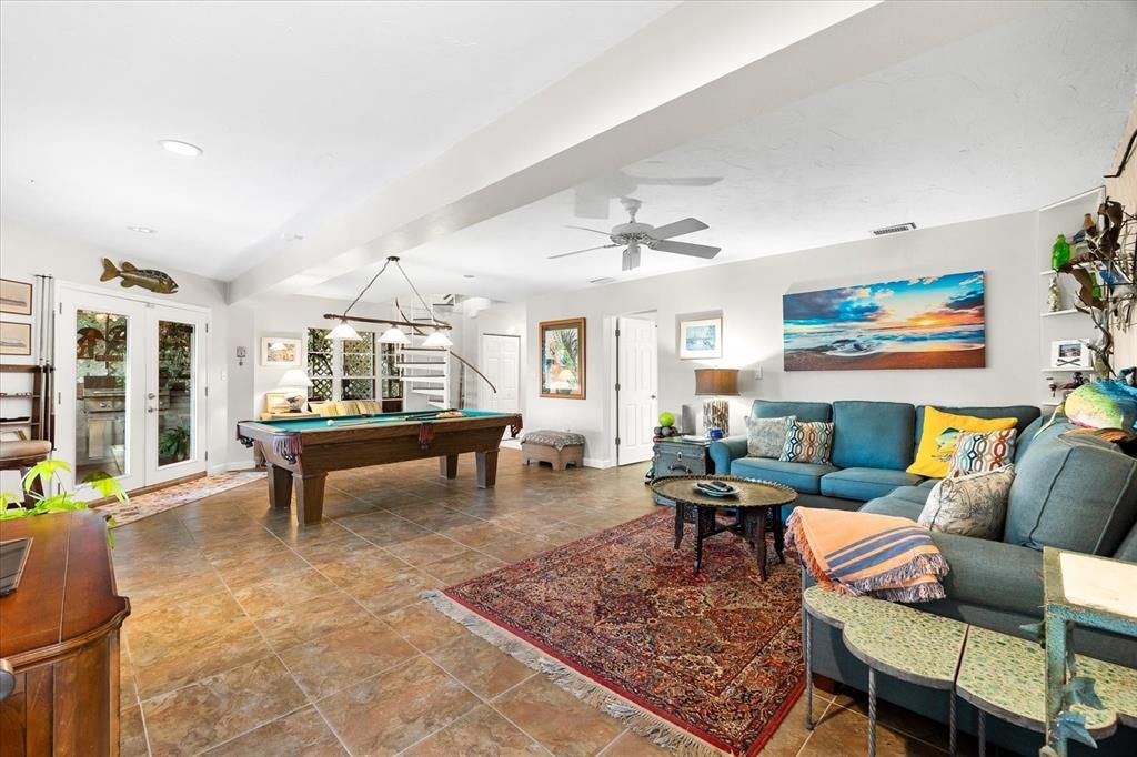 Recently Sold: $875,000 (3 beds, 2 baths, 2185 Square Feet)