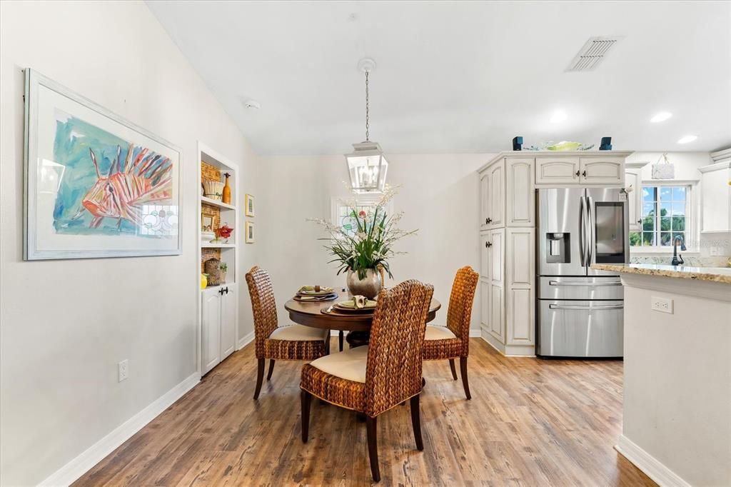 Recently Sold: $875,000 (3 beds, 2 baths, 2185 Square Feet)