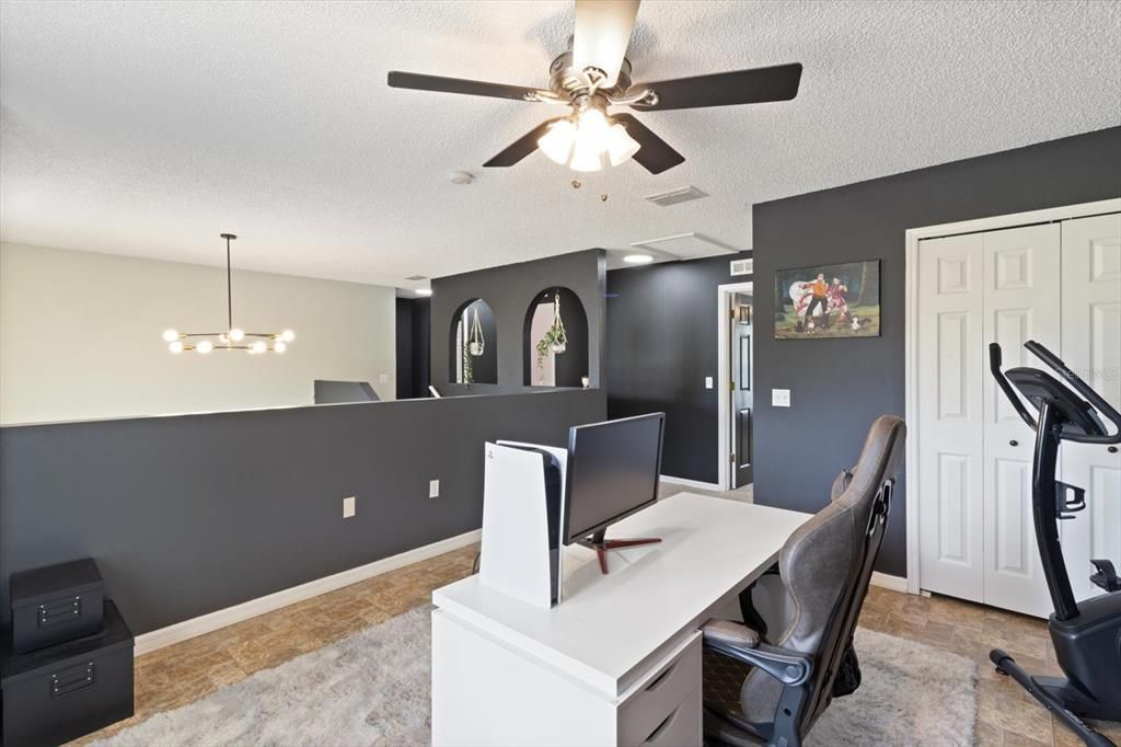 For Sale: $419,900 (3 beds, 2 baths, 2417 Square Feet)