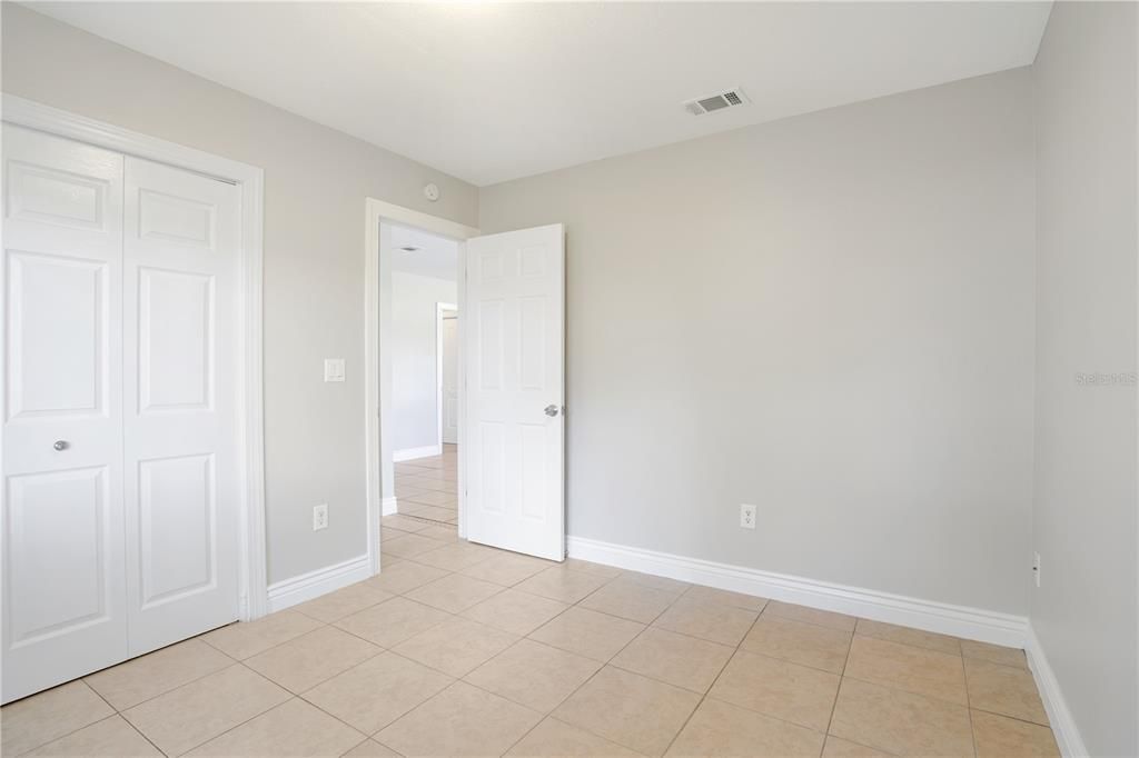 For Sale: $349,900 (3 beds, 2 baths, 1727 Square Feet)