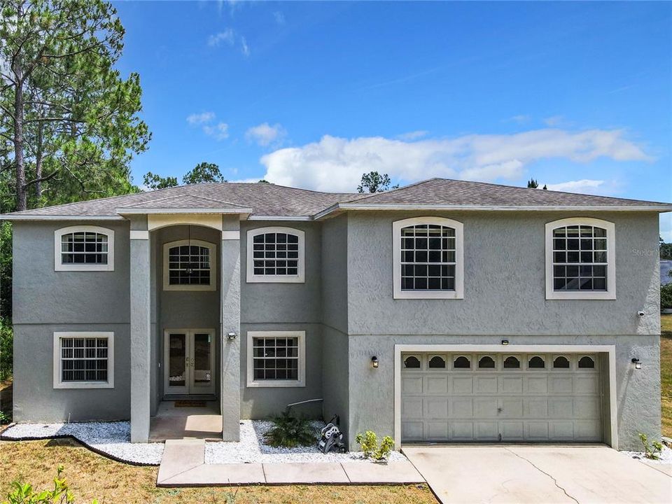 Active With Contract: $425,000 (4 beds, 3 baths, 2544 Square Feet)