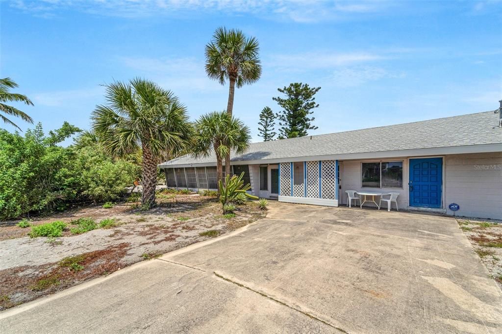 1958 Cottage across from the beach with 4 bedroom and 3 baths with a dock on good boating water.