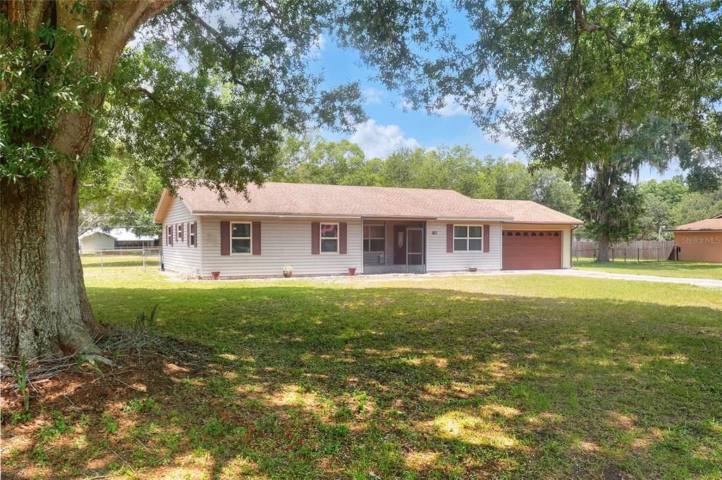 Active With Contract: $379,000 (3 beds, 2 baths, 1512 Square Feet)