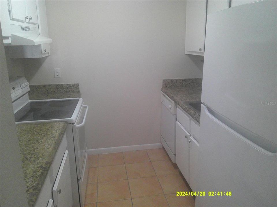 For Rent: $1,400 (1 beds, 1 baths, 655 Square Feet)