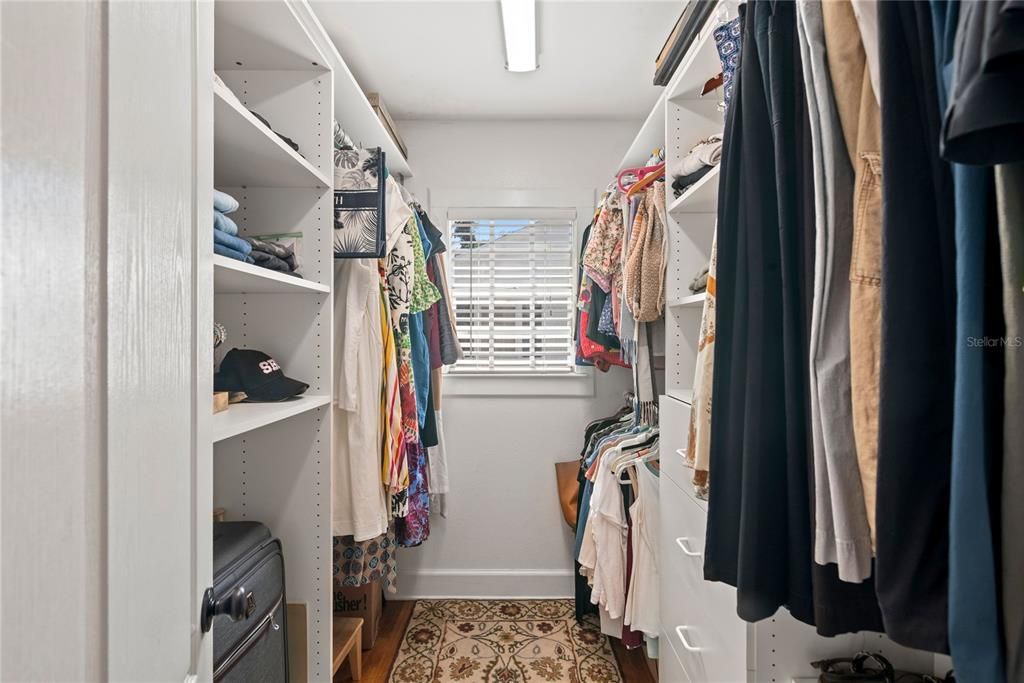 Primary bedroom- 2 walk-in closets