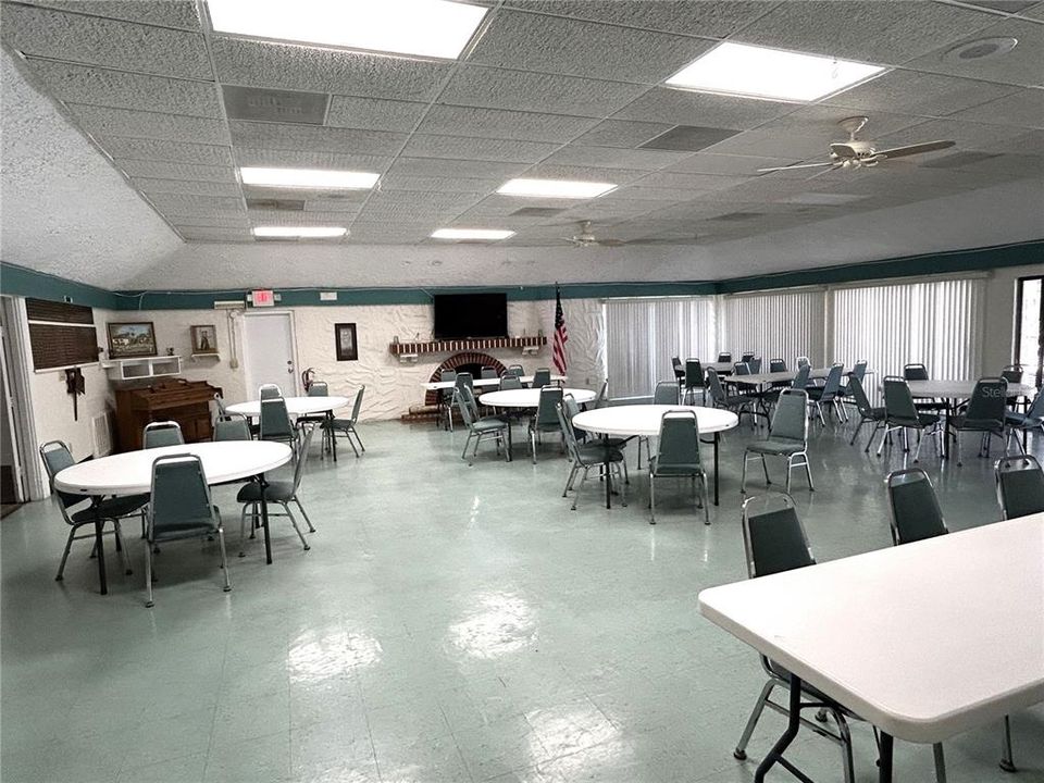 Gathering room for community dinners, entertainment etc...