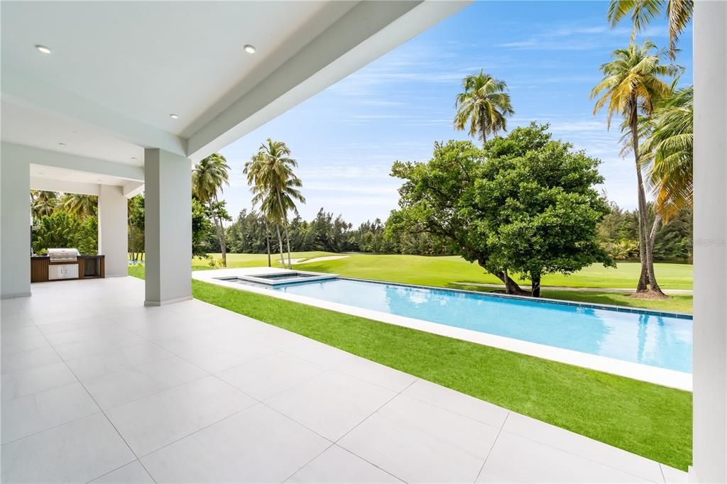 Terrace with private pool