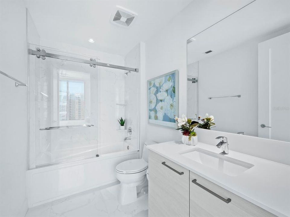 Active With Contract: $1,895,000 (2 beds, 2 baths, 1746 Square Feet)